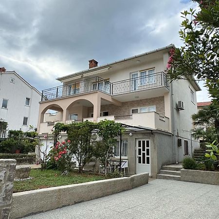 Apartment Dida Krk Town Buitenkant foto