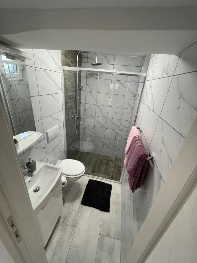 Apartment Dida Krk Town Buitenkant foto